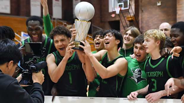 a St. Joseph California vs Northwood North Carolina boys basketball Capitol City Classic final Salem Oregon December 20 2023 Leon Neuschwander 72